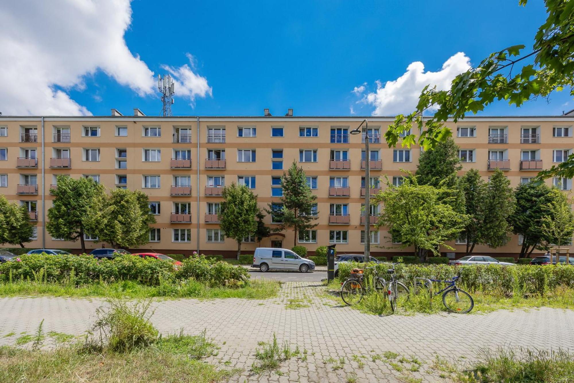 Charming Family With Balcony In Praga Polnoc District By Renters * Warszawa